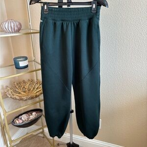Abercrombie YPB neoKNIT Joggers Green Sweatpants Women’s Small
